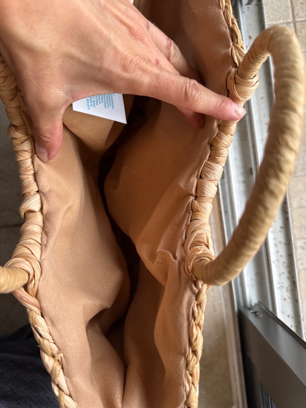 Handbag - Picture 4 of 5